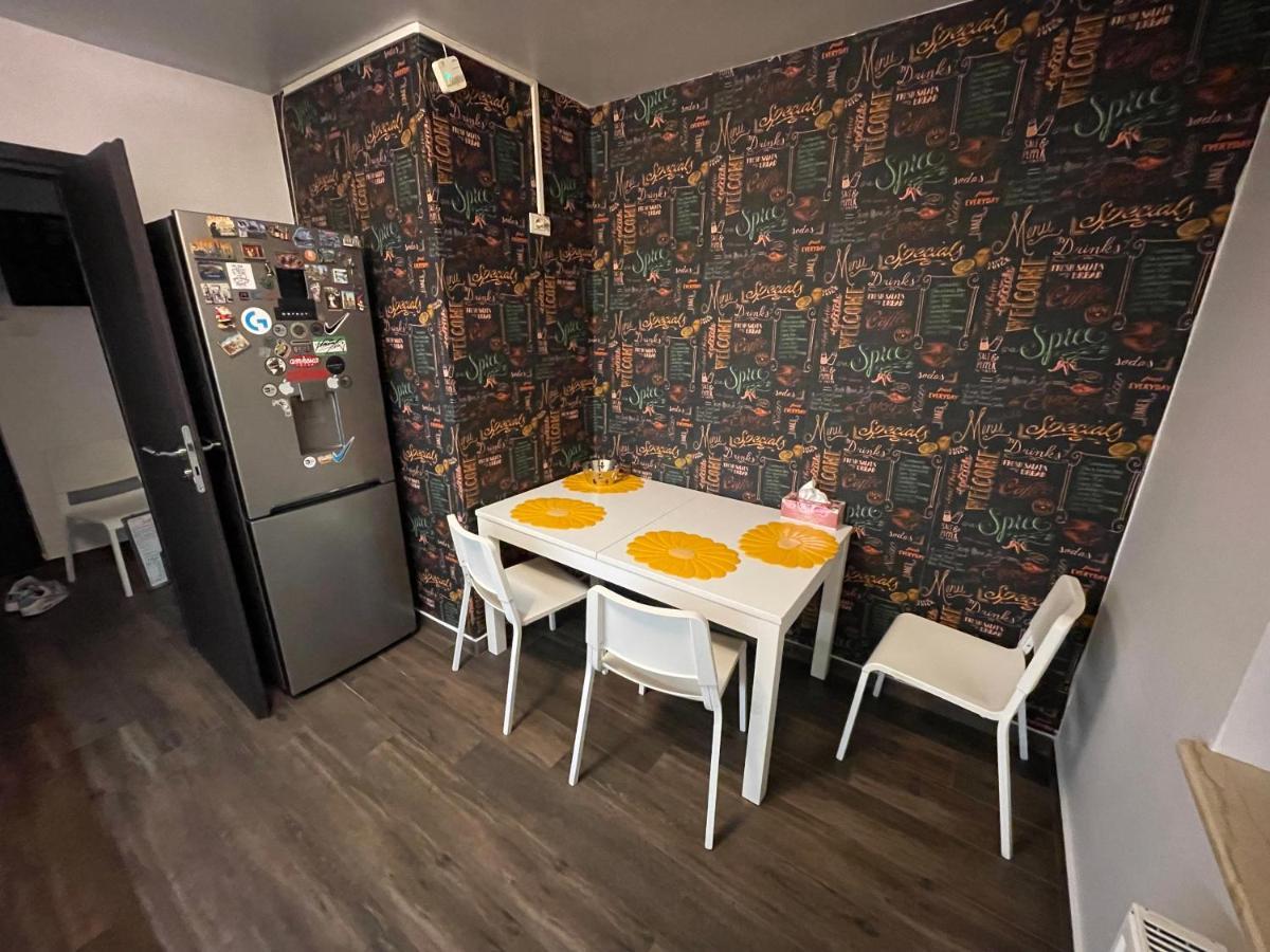 2 Apartamento *
